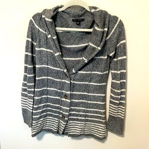Banana Republic Women’s Lamb’s Wool and Cashmere Cable Cardigan Sweater / Size M